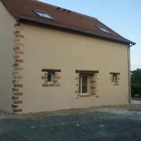 Landhuis Corps De Ferme Restaure Avec Terrasse, 2 Chambres, Grande Douche Italienne Et Terrain De Petanque